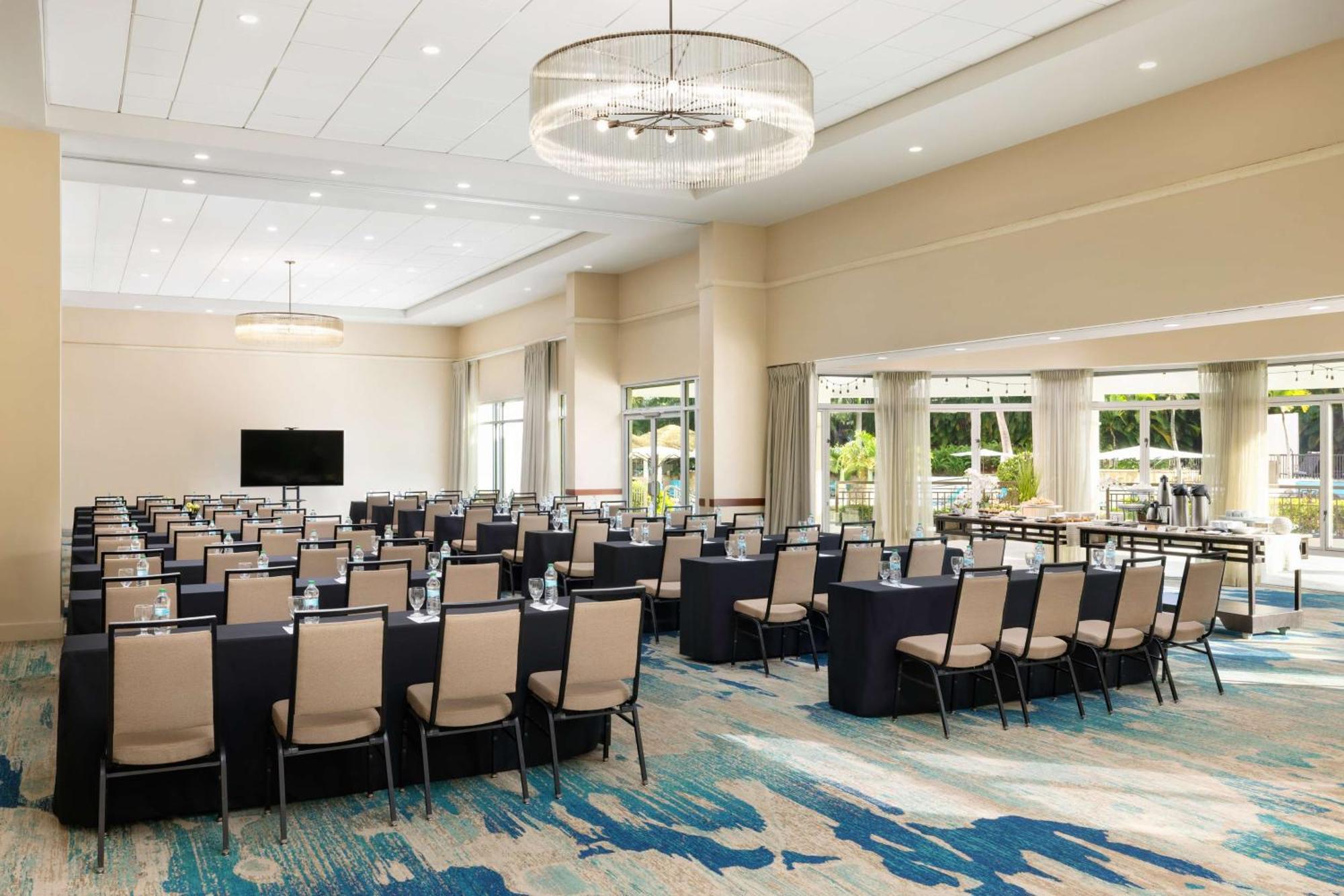 Embassy Suites By Hilton San Juan - Hotel & Casino Ngoại thất bức ảnh